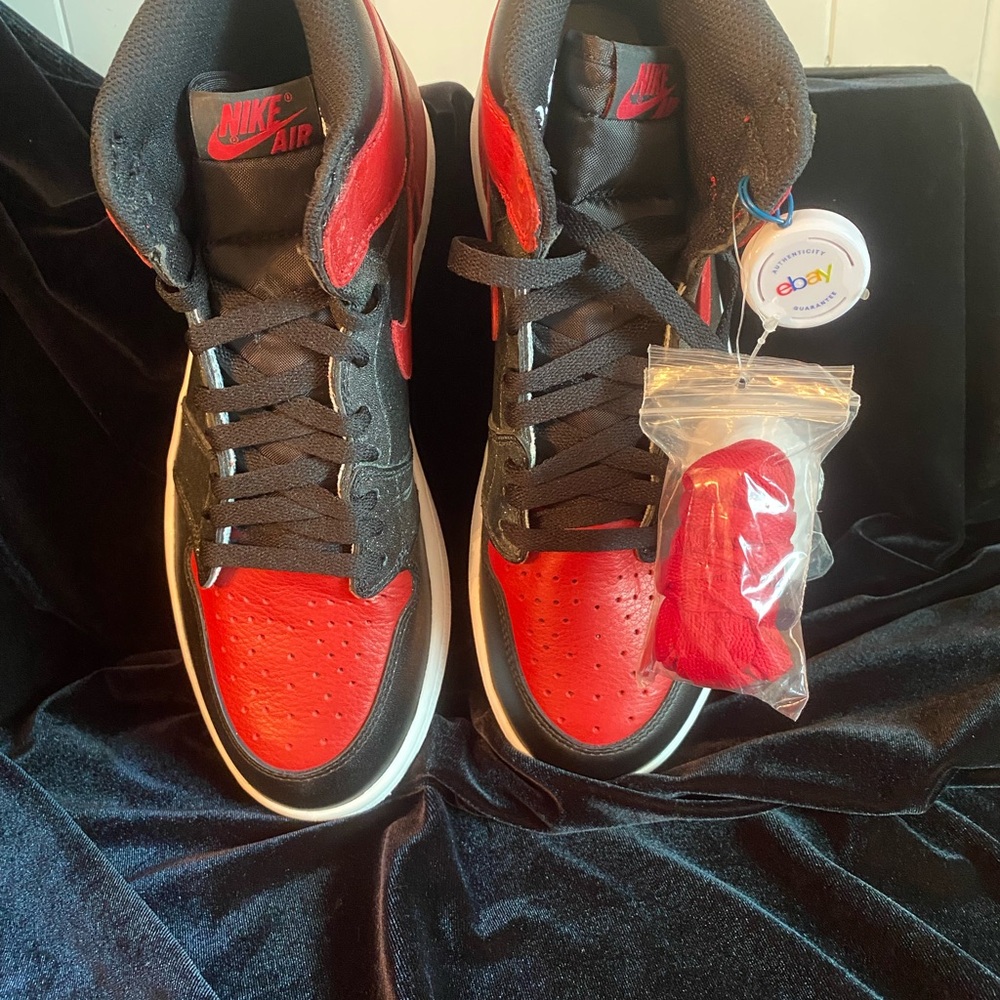 Nike Jordan 1. 2016 retro  bred-banned